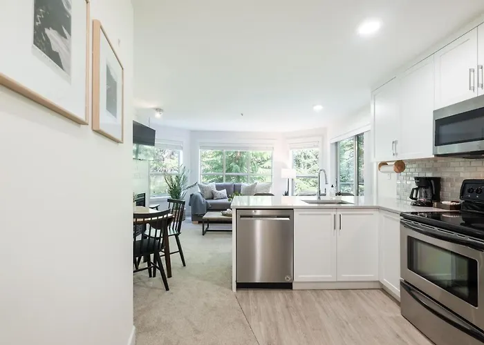 Ski-In/Ski-Out 1Bdr Condo With Pool & Hot Tub | Spectacular Location!
