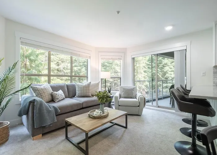 Ski-In/Ski-Out 1Bdr Condo With Pool & Hot Tub | Spectacular Location!