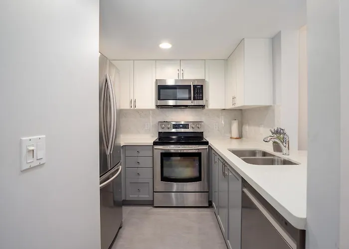 1Br In Northstar, Village Location, Gas Fireplace, Shared Hot Tub, Ski Storage