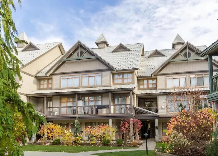 Bright And Clean, Walk Everywhere, Shared Pool And Hot Tub